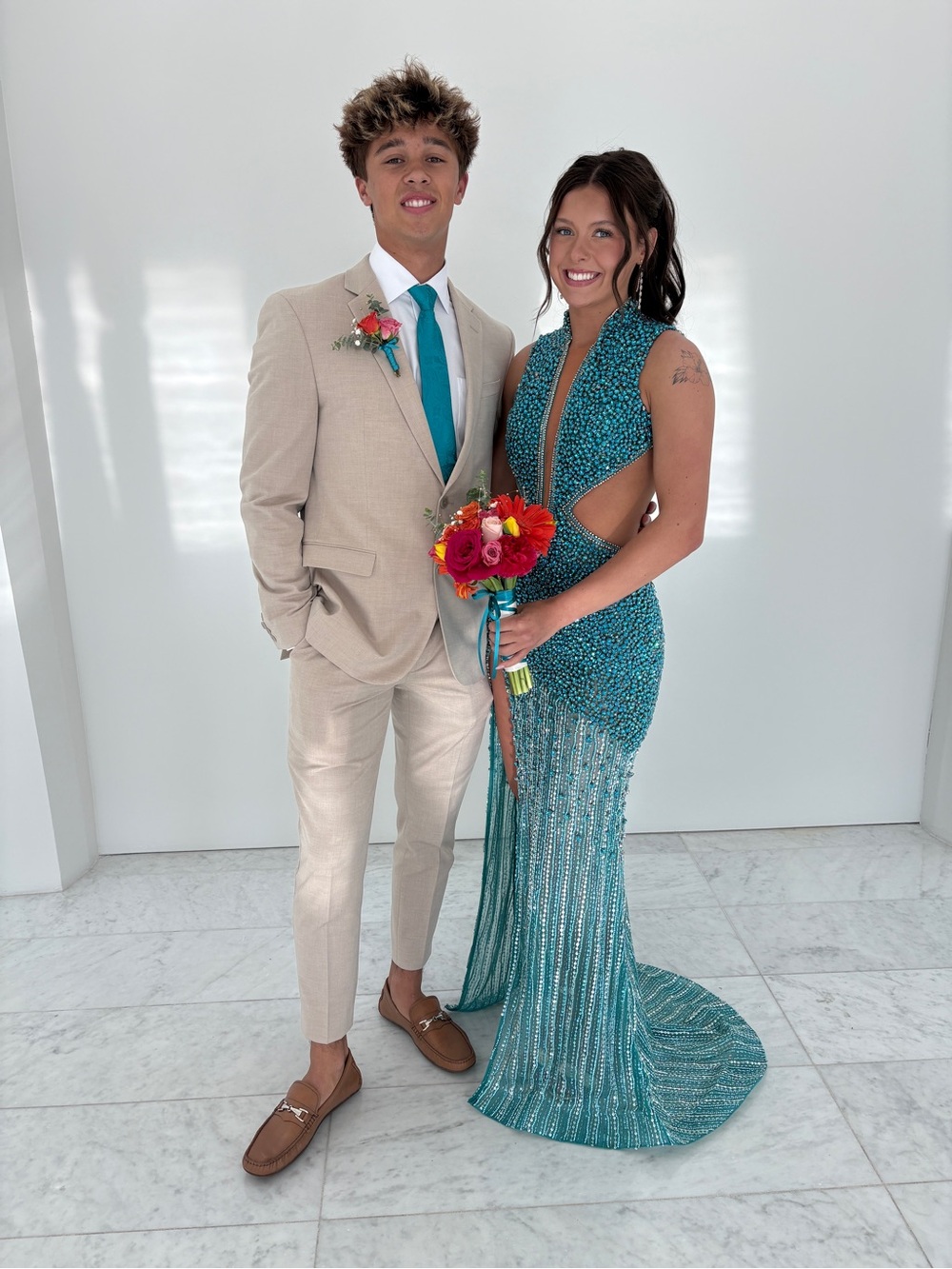 Stunning Teal Portia &Scarlett Prom dress Evening gown